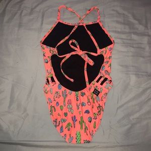 Jolyn “Gavin” cactus onesie - size 28